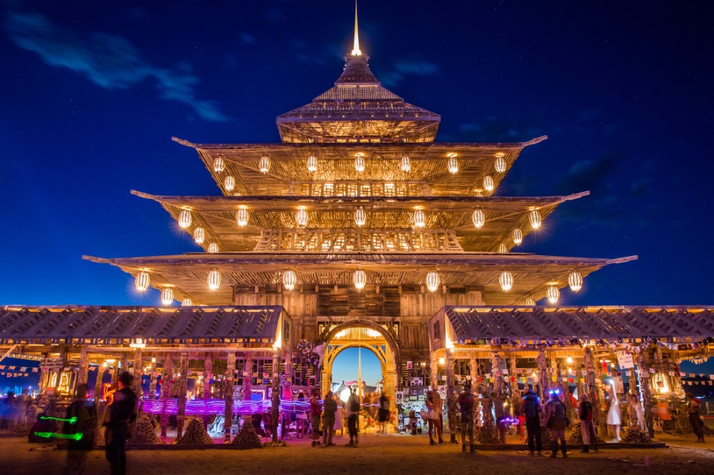 ➎  사원 by David Best and the Temple Crew   ⓒJamen Percy